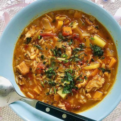 Sopas ajudam a aliviar sintomas e aceleram a recuperação de gripes e resfriados