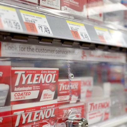 Kenvue demite CEO e inicia revisão estratégica para fortalecer operações