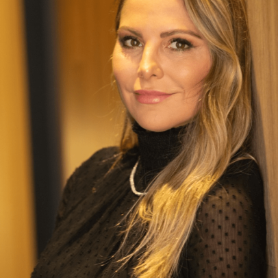 Empresária enfrenta desafios ao inovar na sustentabilidade de madeiras