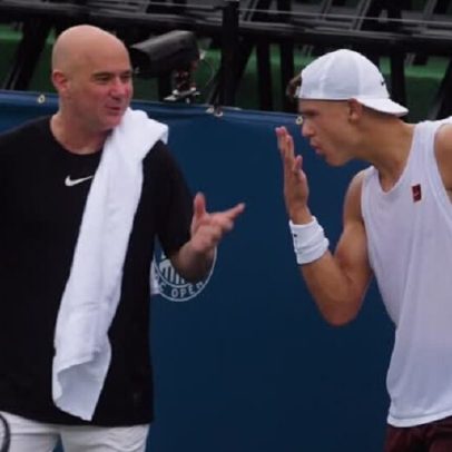 Rune celebra colaboração inspiradora com Agassi no mundo do tênis