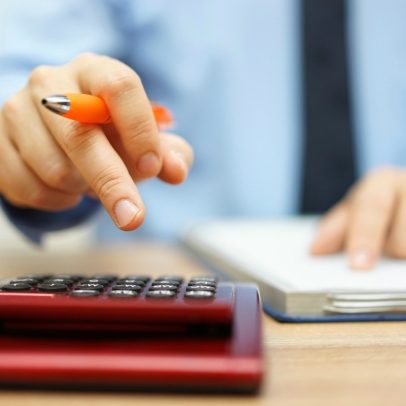 Homem transforma trabalho paralelo em negócio lucrativo de US$ 40 mil mensais