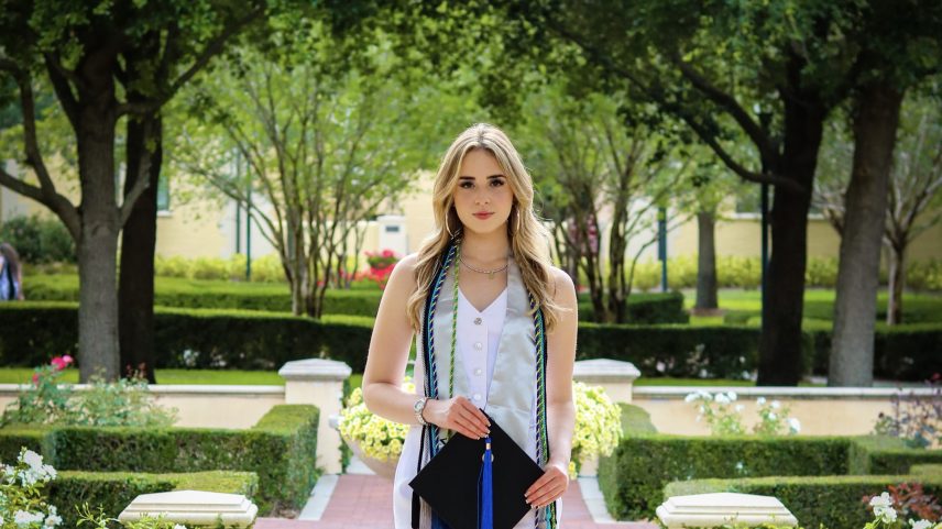 Pryslla Oliveira, coautora do texto (Foto: Reprodução)