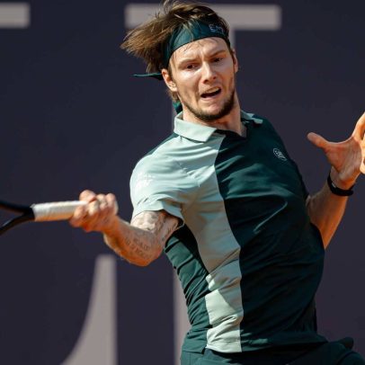 Bublik vence na estreia e avança no torneio de Kitzbuhel