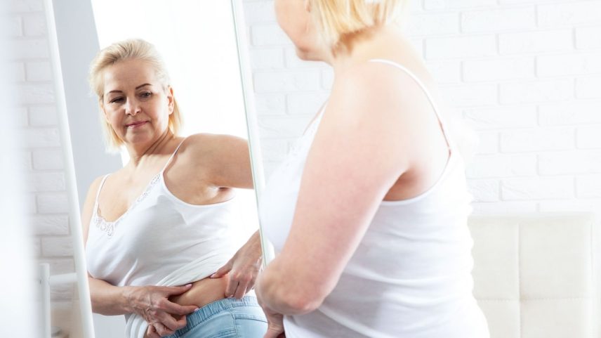 A gordura abdominal intensifica processos inflamatórios que agravam a perda muscular, explica pesquisador (Foto: missty/Adobe Stock)