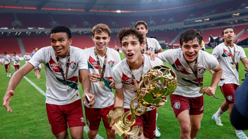 Fluminense foi campeão invicto da Shanghai Future Star Cup Sub-16 (Foto: Divulgação/Fluminense)