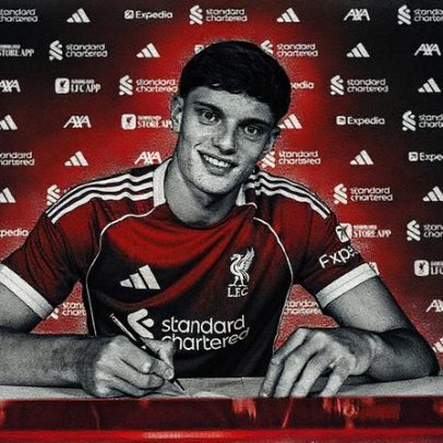 Liverpool anuncia contratação de zagueiro italiano de 18 anos por R$ 220 milhões