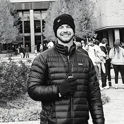 Como falar com um atendente sobre seus empréstimos estudantis