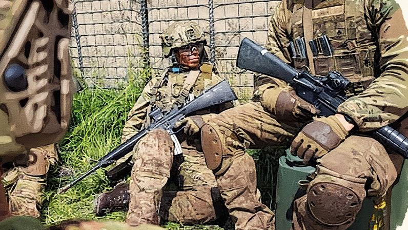 Uma mulher, durante sua instrução militar em Holvete (Dinamarca), o passado junho. (Foto: Reprodução)