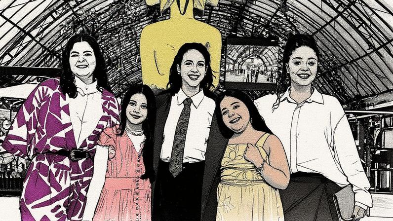 Equipe do filme 'A Natureza das Coisas Invisíveis: Diretora Rafaela Camelo e atrizes Serena, Camila Mardila, Laura Brandão de Souza e Larissa Mauro — Foto: Cleiton Thiele/Ag.Pressphoto