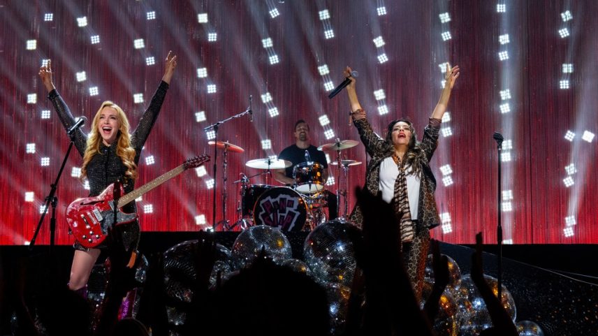 As mulheres por trás de Pink Slip, incluindo Lindsay Lohan, se reuniram para uma história oral sobre seu reencontro, antes de 'Freakier Friday'. (Foto: Reprodução)