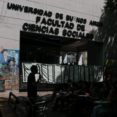 Oposição aprova aumento de verbas para universidades em desafio a Milei