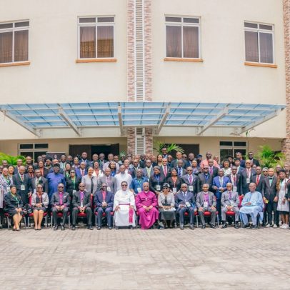 Igreja Anglicana da Nigéria se separa da Igreja do País de Gales por liderança LGBT