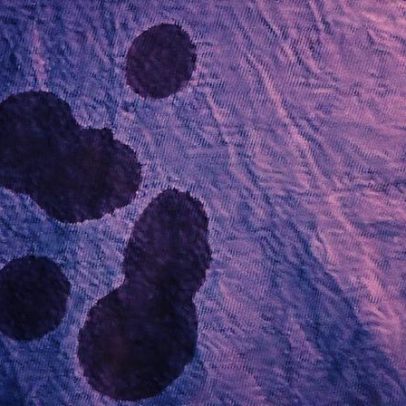 Método prático elimina manchas de óleo de superfícies e tecidos com eficiência