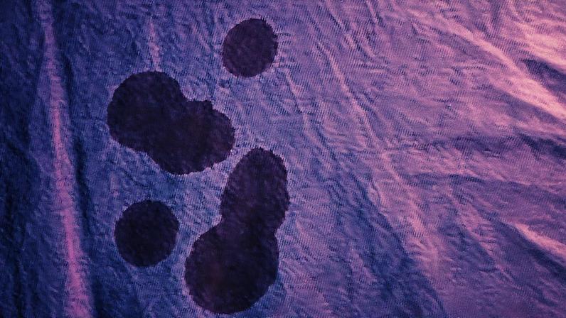 Não use pano: este é o método inteligente para eliminar manchas de óleo em superfícies e tecidos (Foto: Getty Images)