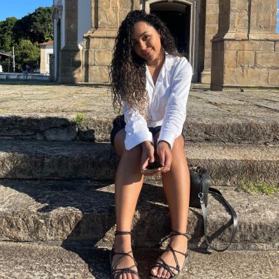 Aluna perde vaga em medicina por não ser reconhecida como parda em cotas