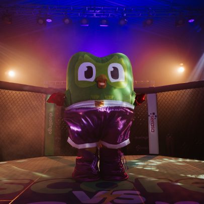 Duolingo transforma coruja debochada em fenômeno viral e conquista 50 milhões de usuários