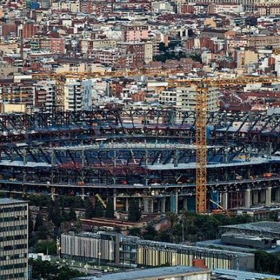 Barcelona acelera obras para garantir Camp Nou na Champions League