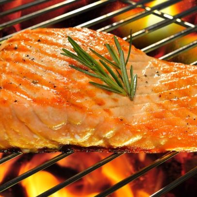 Harmonize o vinho ideal com seu filet de saumon grelhado no barbecue