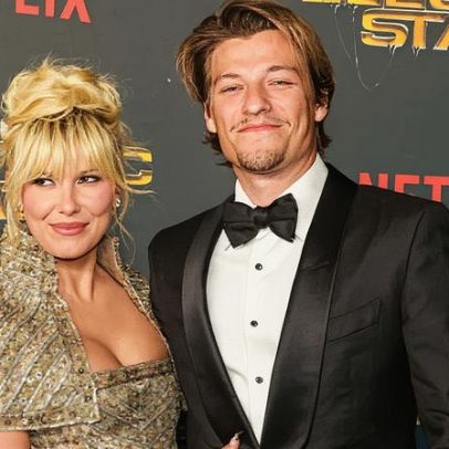 Millie Bobby Brown e Jake Bongiovi celebram a adoção de uma menina