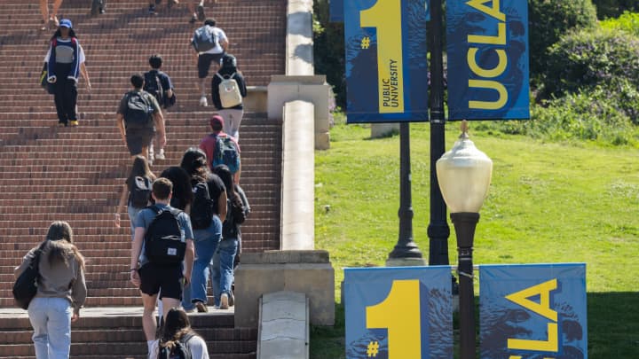 Os Janss Steps na UCLA em Westwood, CA, na terça-feira, 8 de abril de 2025. (Foto: Myung J. Chun | Los Angeles Times | Getty Images)