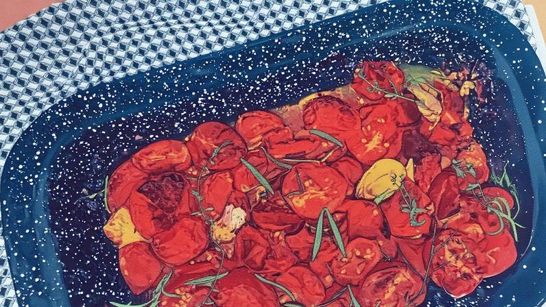 Mistura de ervas, alho e vinagre em um recipiente (Foto: Reprodução)