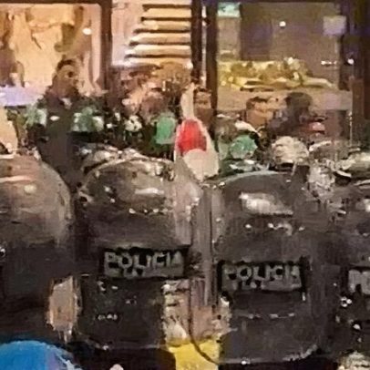 Colombiano brilha com dois gols e classifica Once Caldas após agressão policial