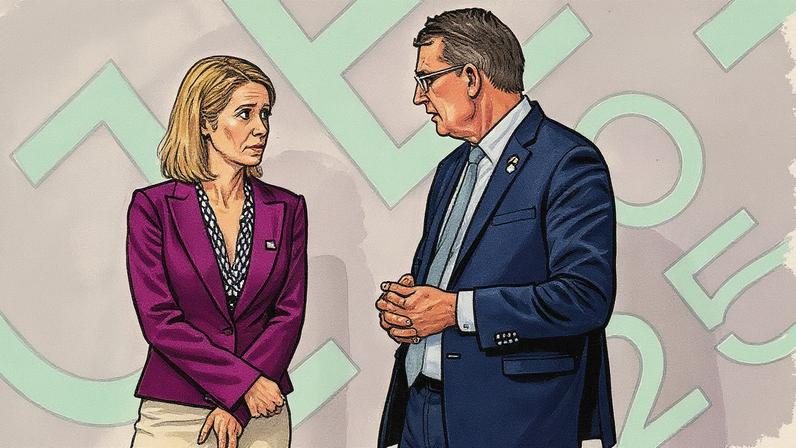 Kaja Kallas, jefa de la diplomacia europea, y Troels Lund Poulsen, ministro danés de Defensa, posan juntos (Foto: Reprodução)