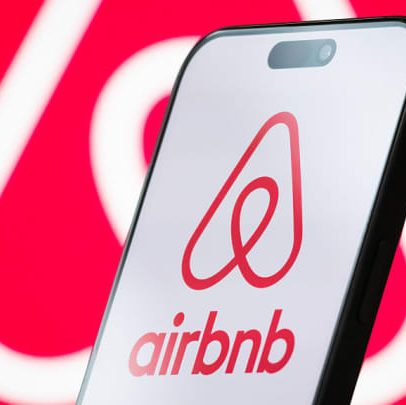 Airbnb supera expectativas e registra crescimento no segundo trimestre