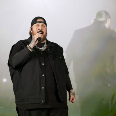 Jelly Roll provoca fãs com teaser da colaboração 'Holy Water' ao lado de Marshmello