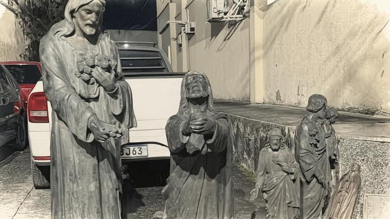 Os materiais apreendidos foram encaminhados à perícia (Foto: Divulgação)