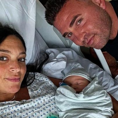 Sammi Giancola celebra a chegada de seu 'rainbow baby' com o noivo Justin May