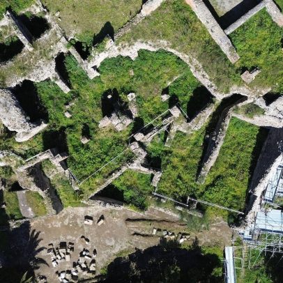 Pompeia é reocupada após erupção do Vesúvio e revela história esquecida