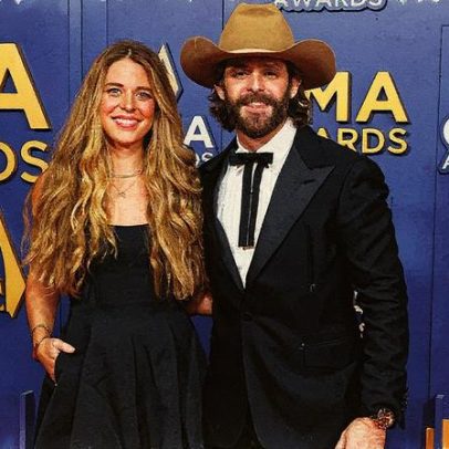 Thomas Rhett e Lauren anunciam a chegada do quinto filho: 'Aqui vamos nós de novo'