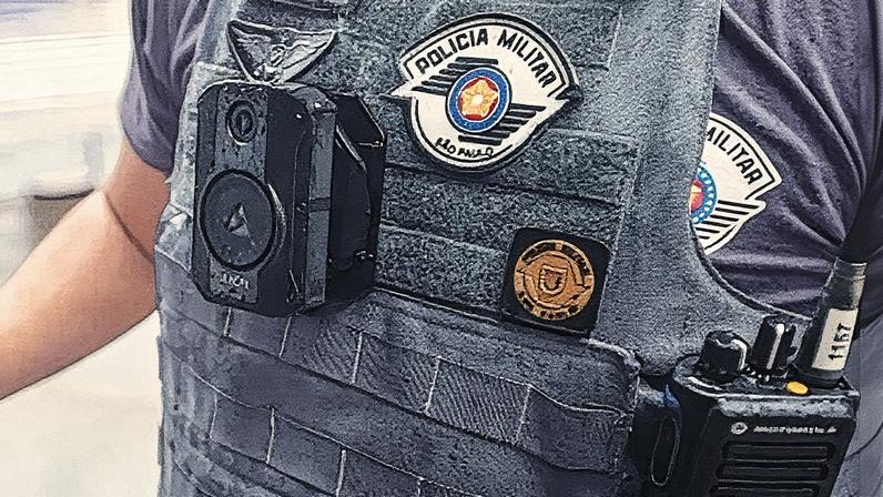 Câmera corporal em um policial militar de São Paulo. (Foto: Paulo Pinto/Agência Brasil)
