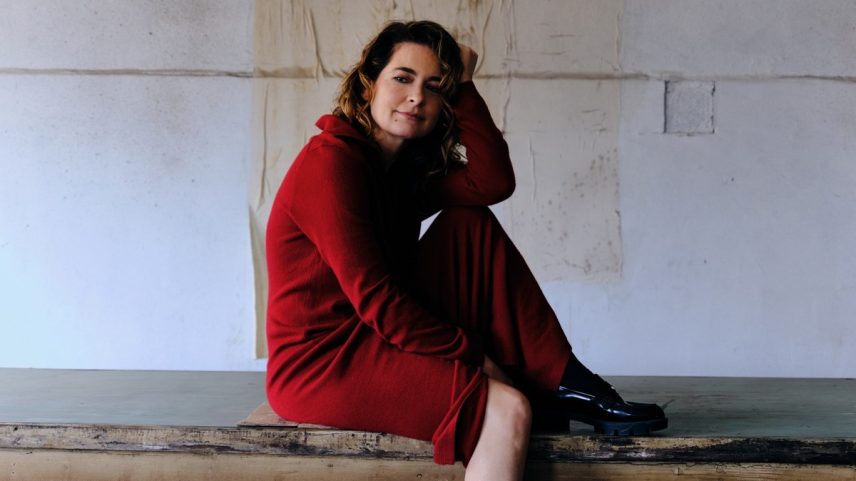 Saúde mental: Atriz interpreta personagem bipolar em novela (Foto: Fe Pinheiro)