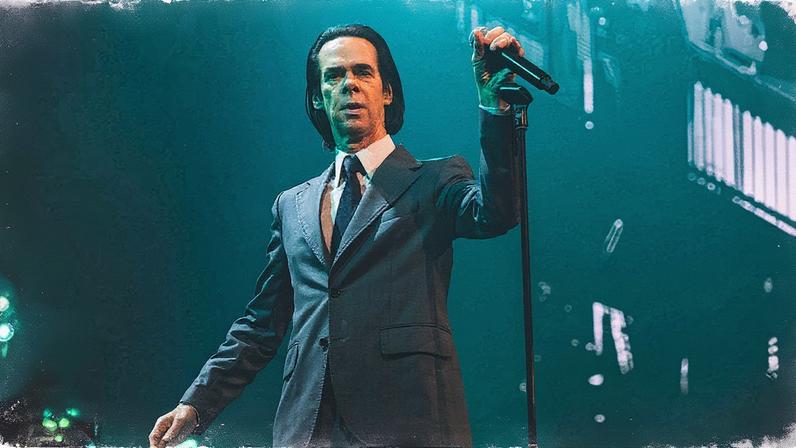 A turnê de 10 shows, produzida pela Supersonic, visitará uma série de locais culturais ao ar livre, começando em 17 de janeiro de 2026 no Fremantle Park, WA. (Foto: Reprodução)