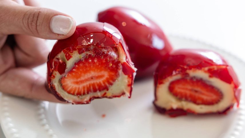 Febre do morango do amor ultrapassa barreiras geográficas e ganha espaço na Europa (Foto: Rafaela Araújo/Folhapress)