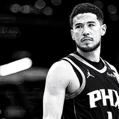 Devin Booker renova com o Phoenix Suns por 145 milhões de dólares em dois anos