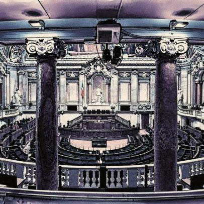 Governo de Portugal sinaliza recuo para avançar em pacote de imigração