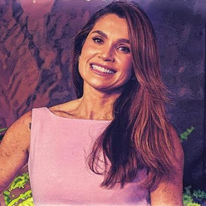 Justiça determina remoção de anúncios com imagem e voz de Flávia Alessandra no Facebook