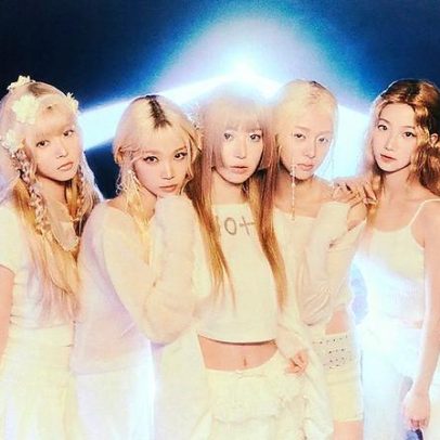 LE SSERAFIM brilha com apresentação 'HOT' no programa de talentos americano