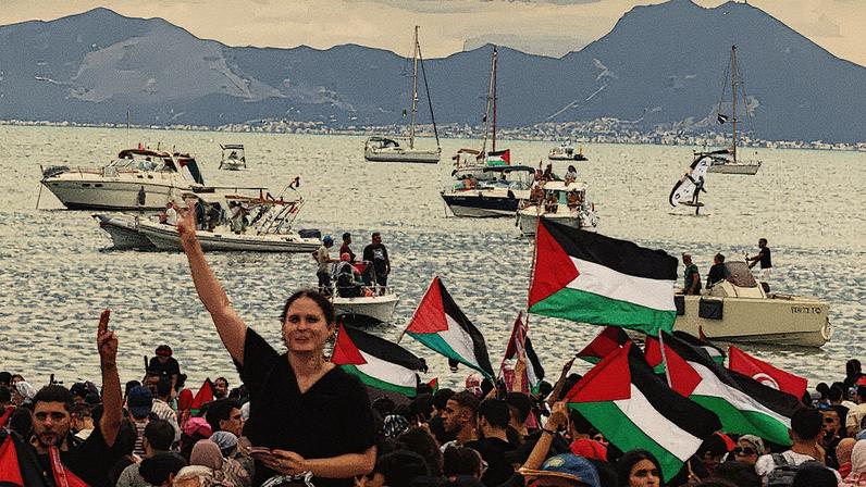 Manifestantes propalestinos participam de uma concentração em apoio à Global Sumud Flotilla no porto de Sidi Bou Said, Tunísia (Foto: Reprodução)