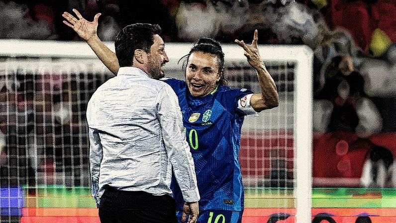 Marta e Arthur Elias participam da cerimônia de premiação da Bola de Ouro (Foto: Reprodução)