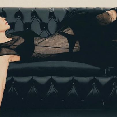 Marina Ruy Barbosa afirma que não abrirá mão de seus sonhos por relacionamentos