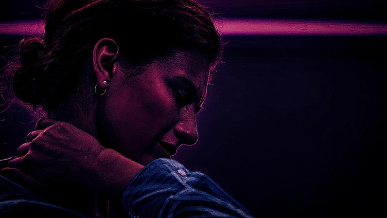 Dores pelo corpo são a principal característica da fibromialgia (Foto: Reprodução)