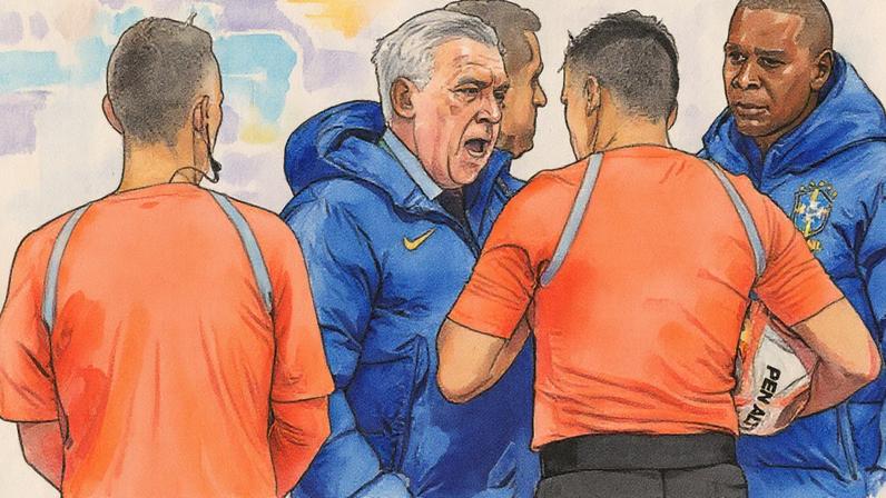 Carlo Ancelotti discute com a arbitragem após derrota para a Bolívia (Foto: Reprodução)
