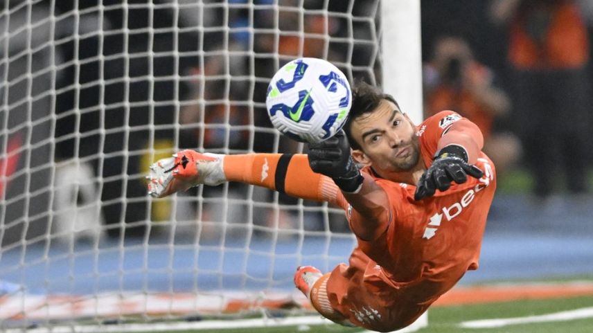Léo Jardim é destaque na classificação do Vasco contra o Botafogo (Foto: Divulgação/André Durão)