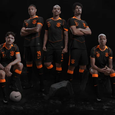 Corinthians apresenta novo uniforme em duelo contra o Flamengo; confira os detalhes