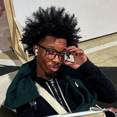 Rapper D4vd cancela shows após corpo de jovem ser encontrado em seu Tesla