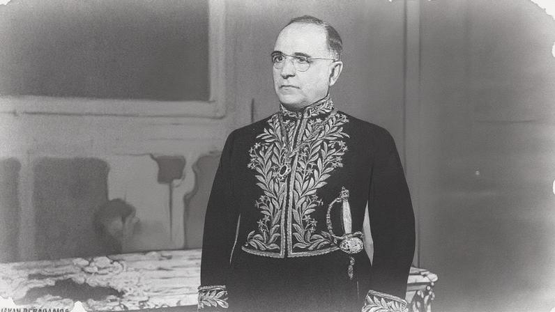 Getúlio Vargas em seu fardão (Foto: Reprodução)